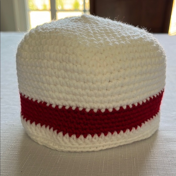 White and Red Crochet Hat - Picture 3 of 8